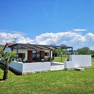  Villa Leo Kroatien